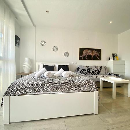 Riscal 6 By United Renters Apartment อาลิกันเต ภายนอก รูปภาพ