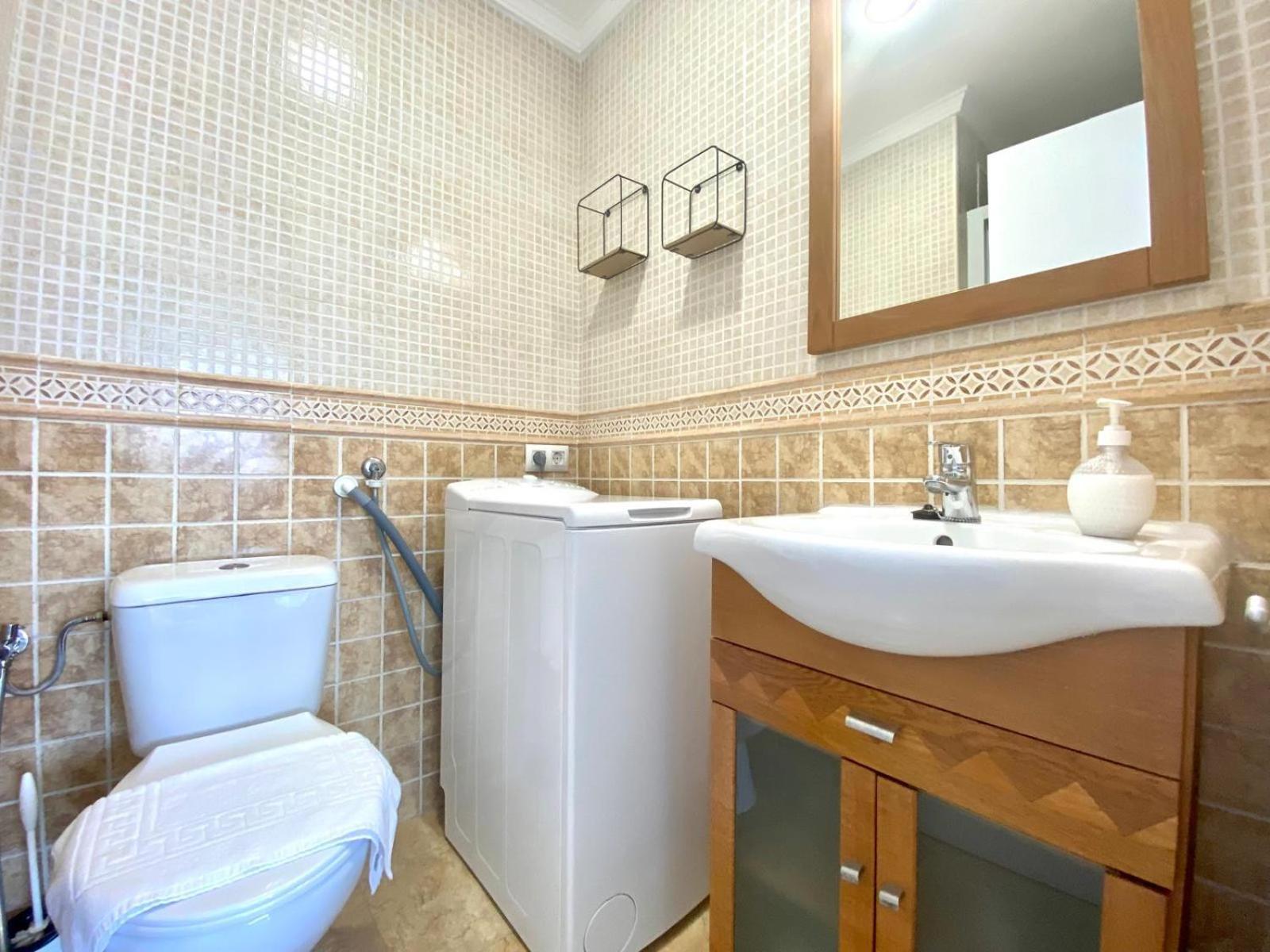 Riscal 6 By United Renters Apartment อาลิกันเต ภายนอก รูปภาพ